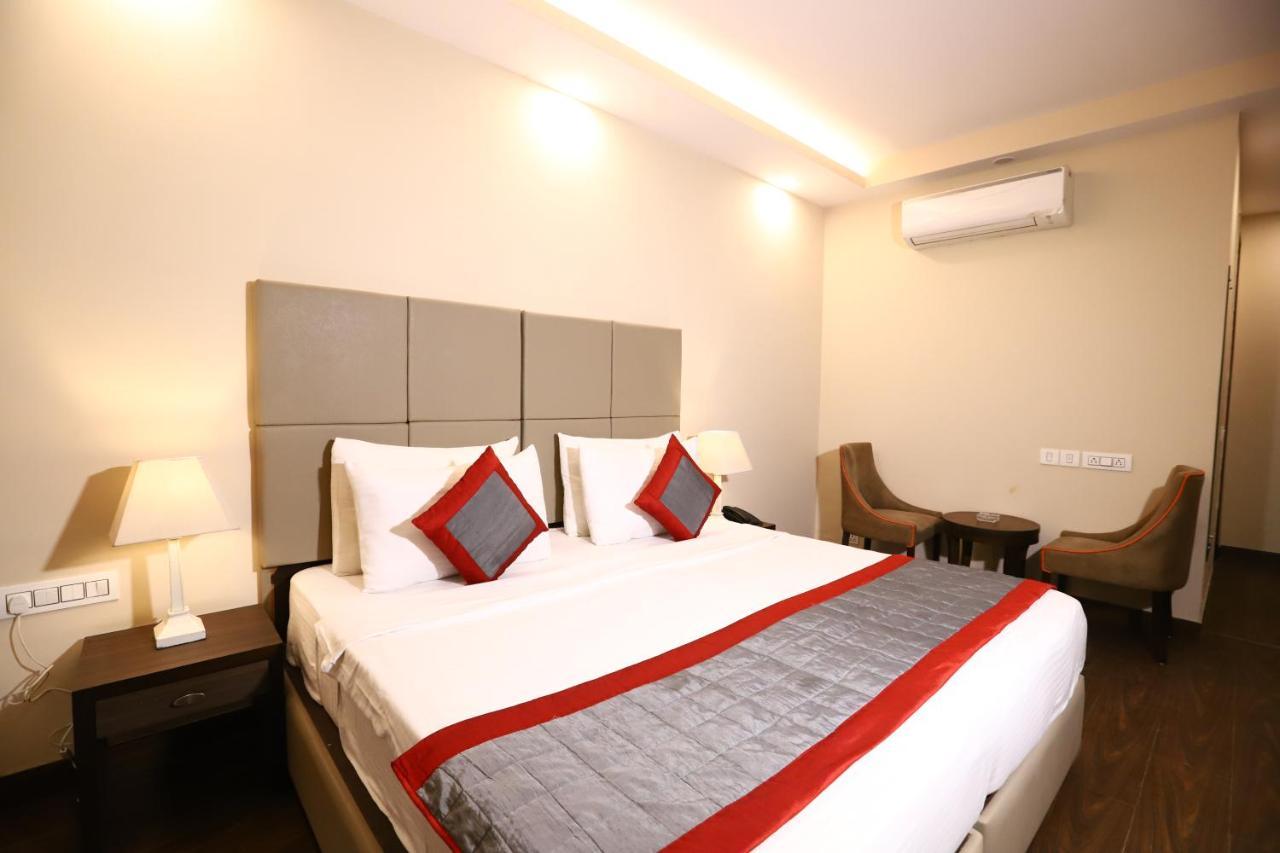 Hotel Azulo Inn Bhikaji Cama Place Delhi - Couple Friendly Local Ids Accepted Νέο Δελχί Εξωτερικό φωτογραφία